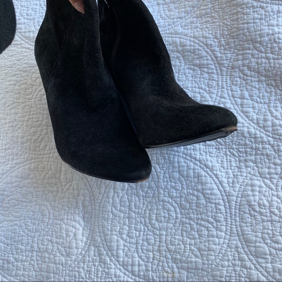 Vero Cuoio Black and Blue Colour Block Heels - Picture 4 of 7